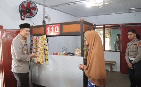 Dukung UMKM, Polres Magetan Renovasi Warung Bu Tiyem di Hari Bhayangkara ke - 80